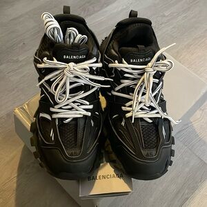 Black & white Balenciaga track runners